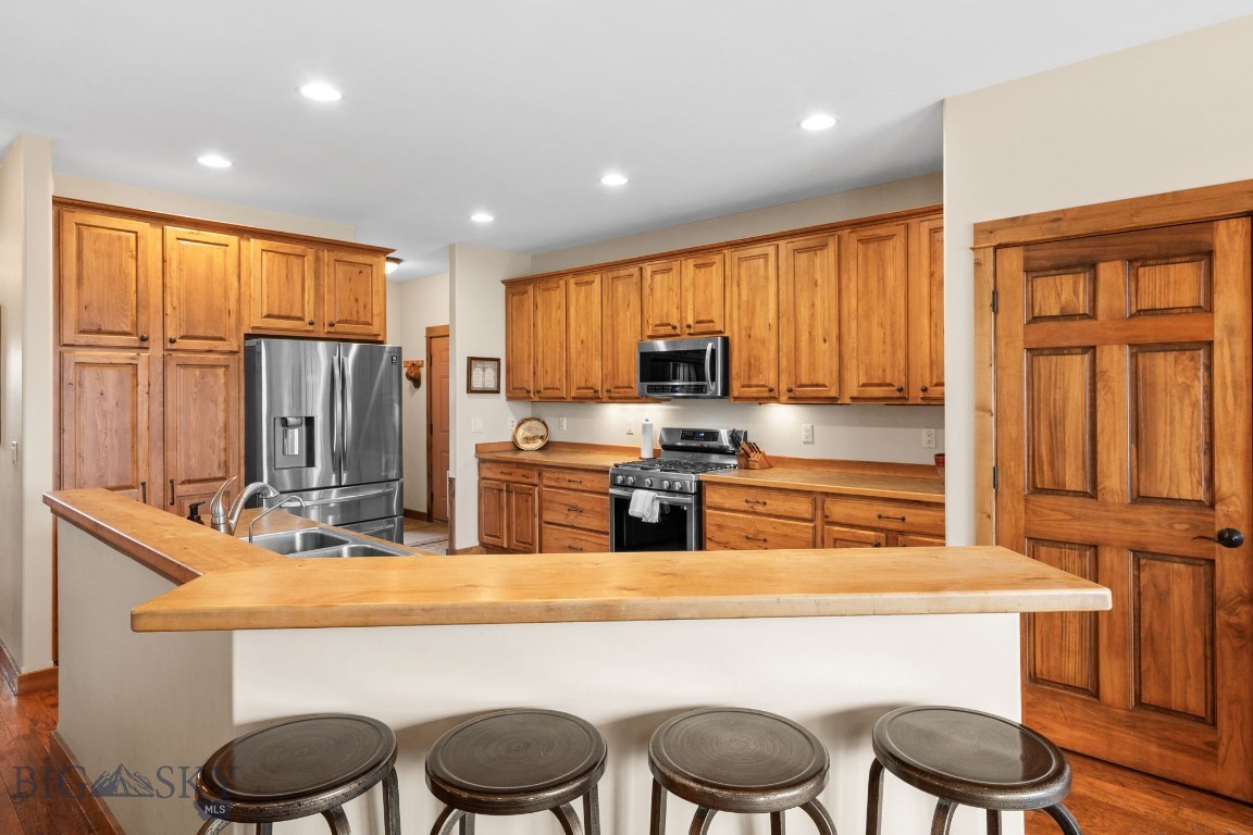 67 Upper Rainbow Road