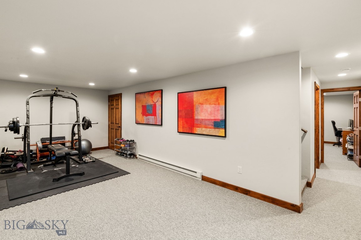 67 Upper Rainbow Road