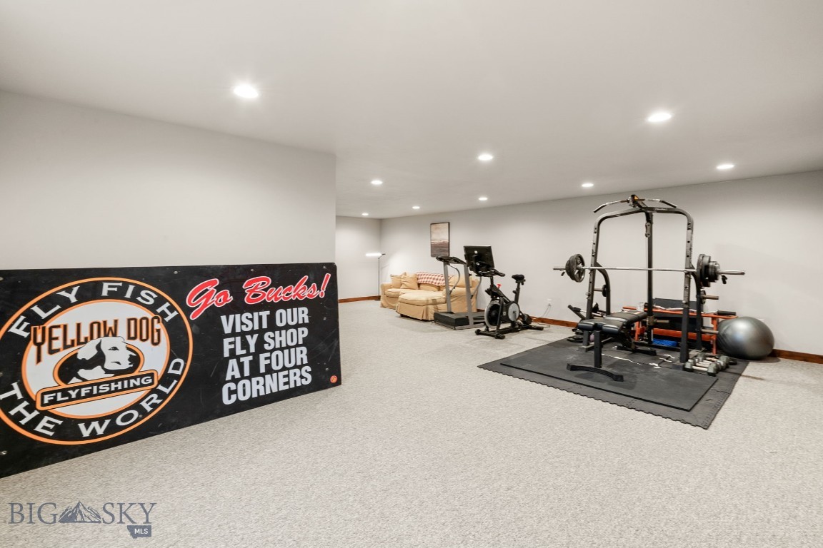 67 Upper Rainbow Road