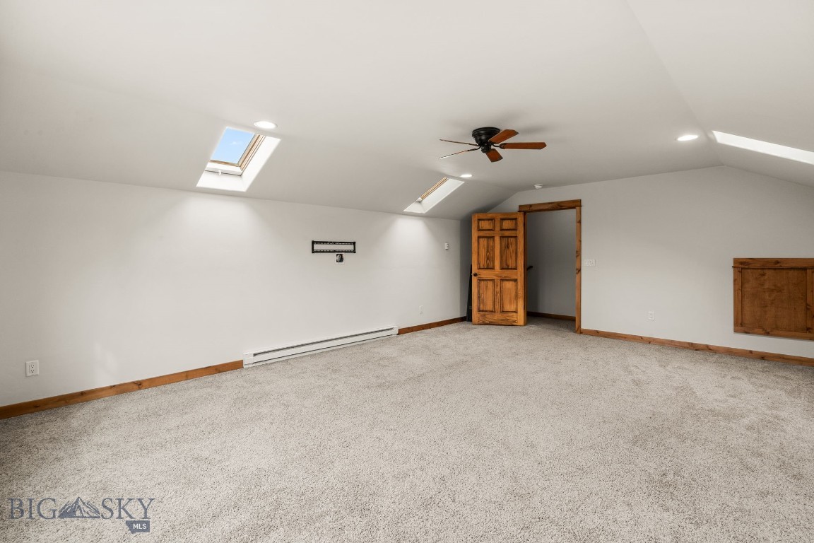 67 Upper Rainbow Road