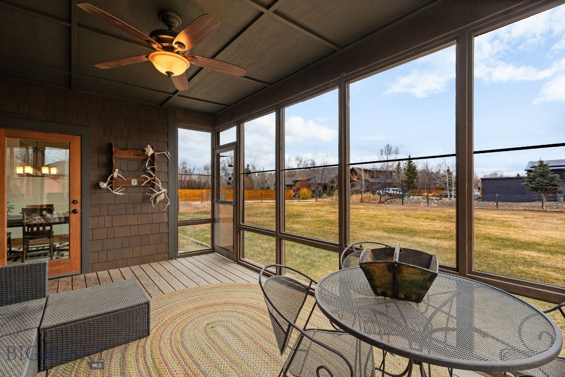 67 Upper Rainbow Road