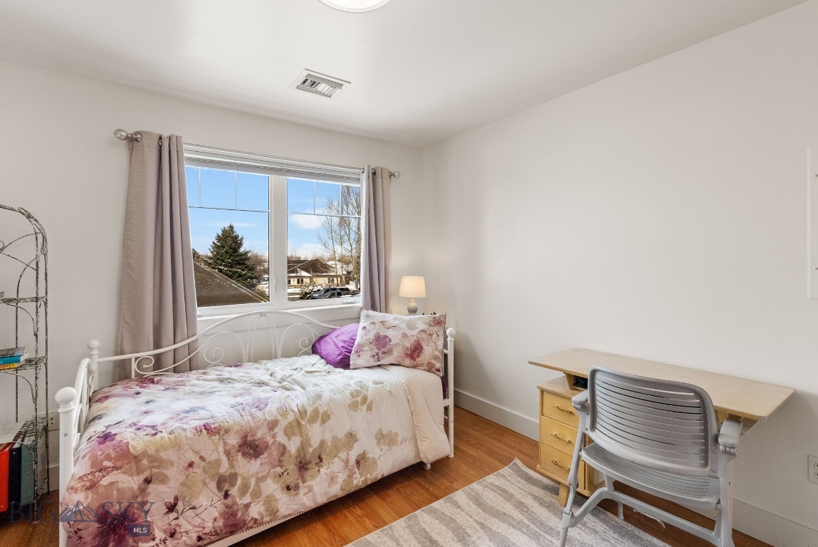 2115 Durston Road 13