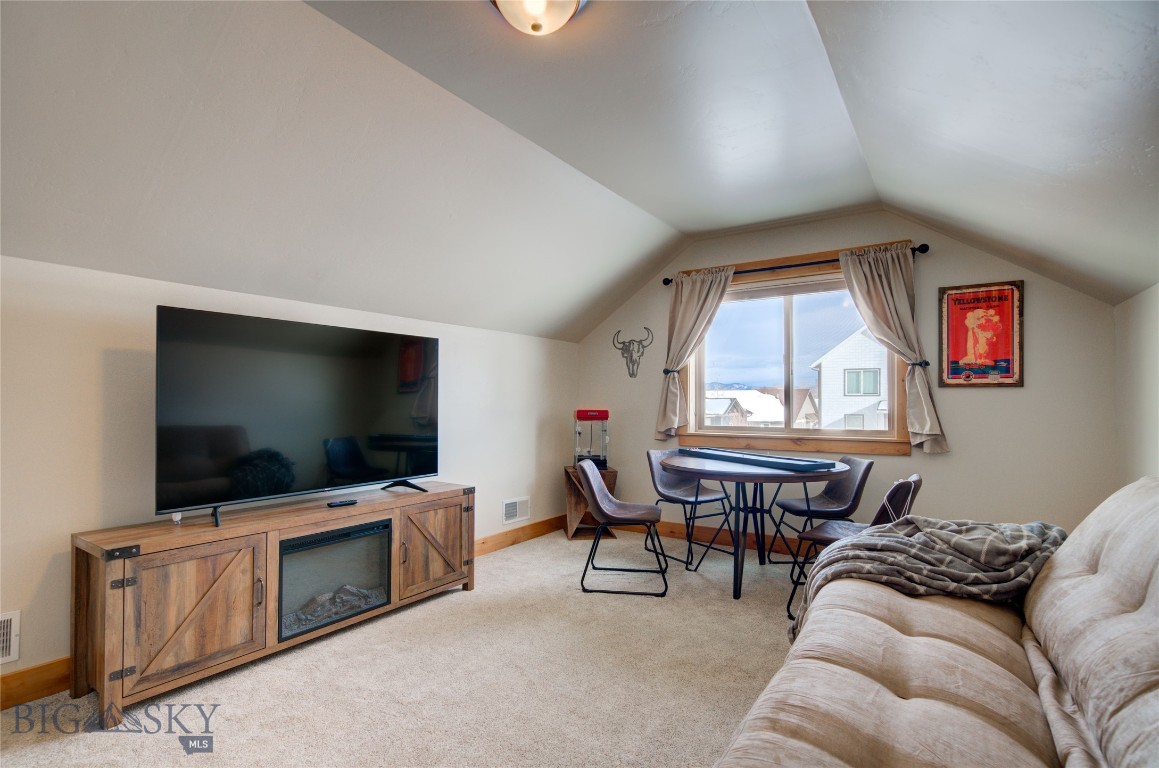 85 Teita Drive