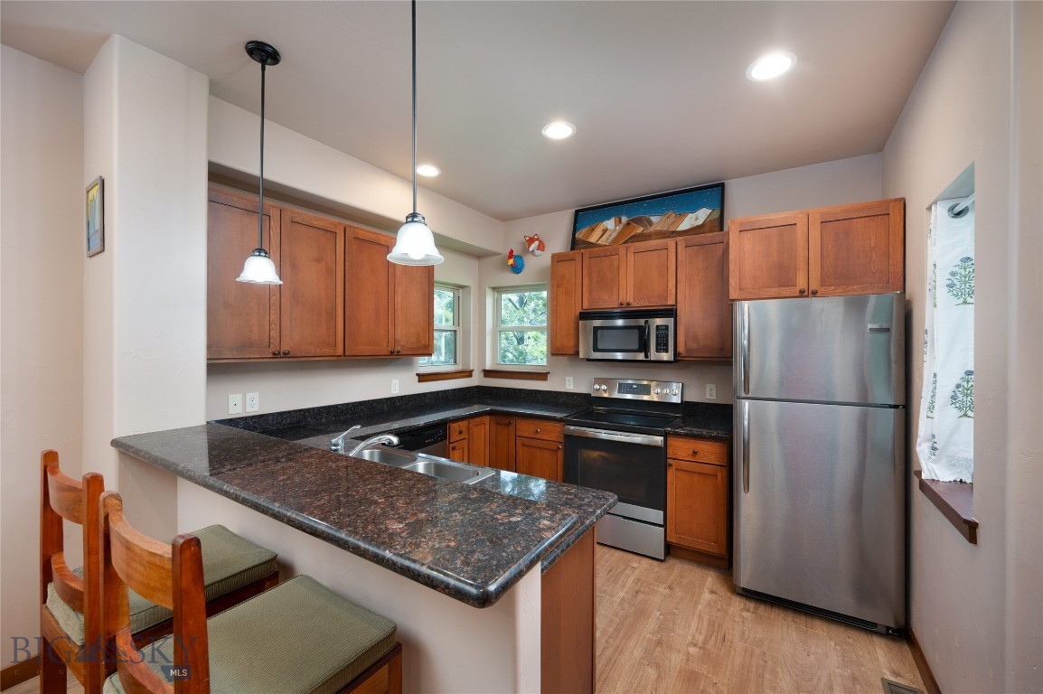 3327 N 27th Avenue Unit 16