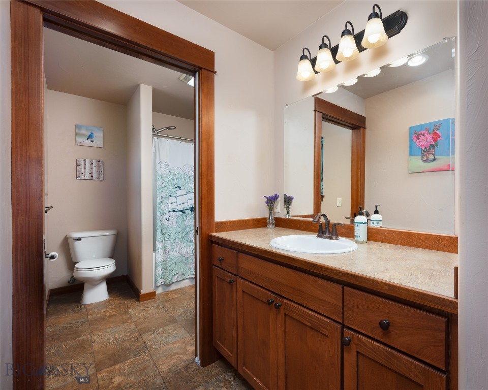 3327 N 27th Avenue Unit 16