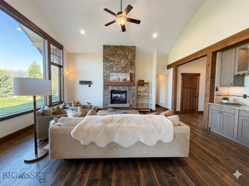 40 Ramrod Place