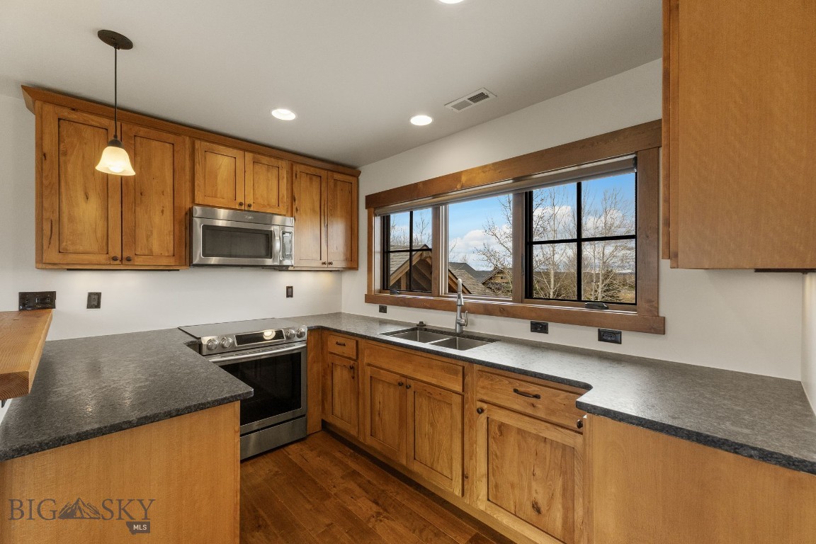 40 Ramrod Place