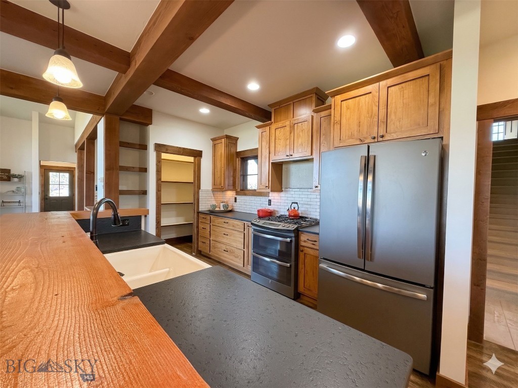 40 Ramrod Place