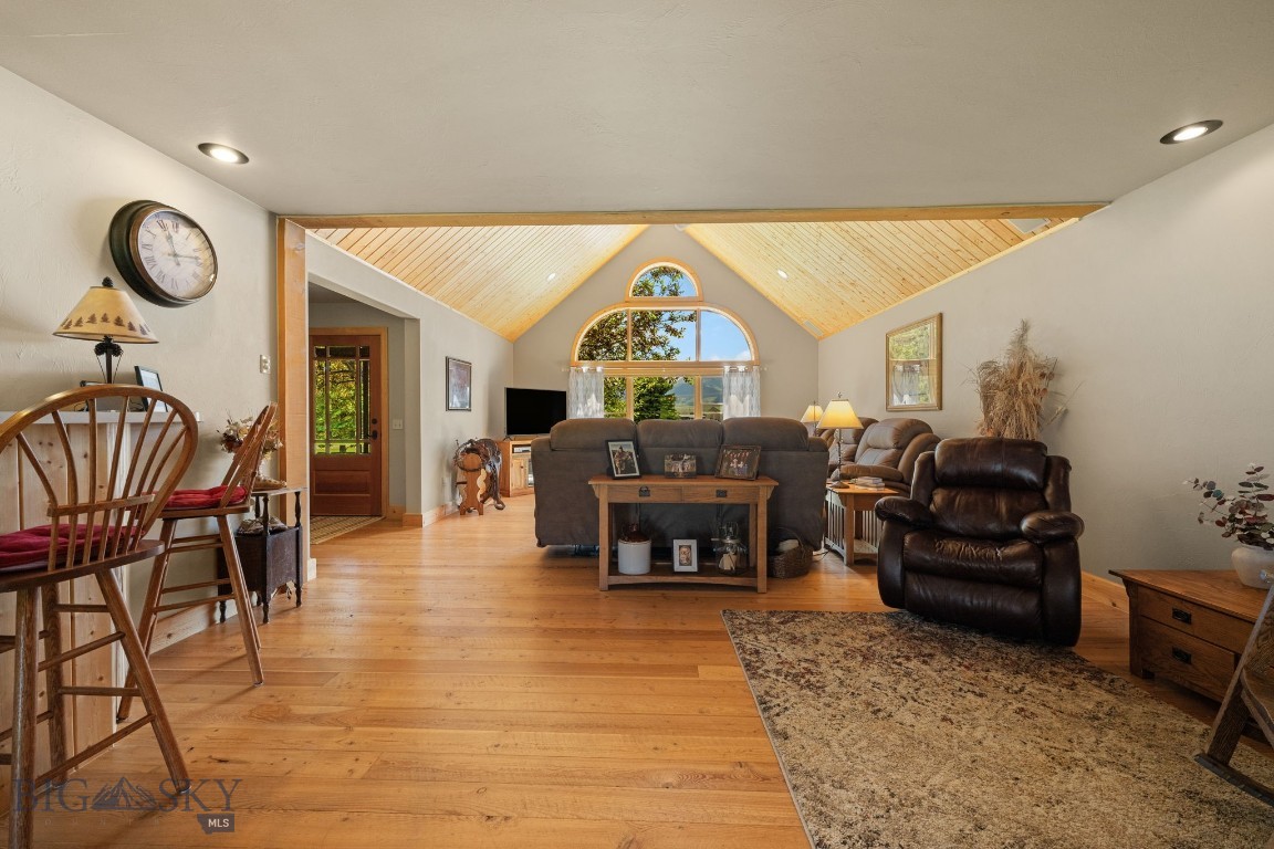 45 Sphinx Mountain Court