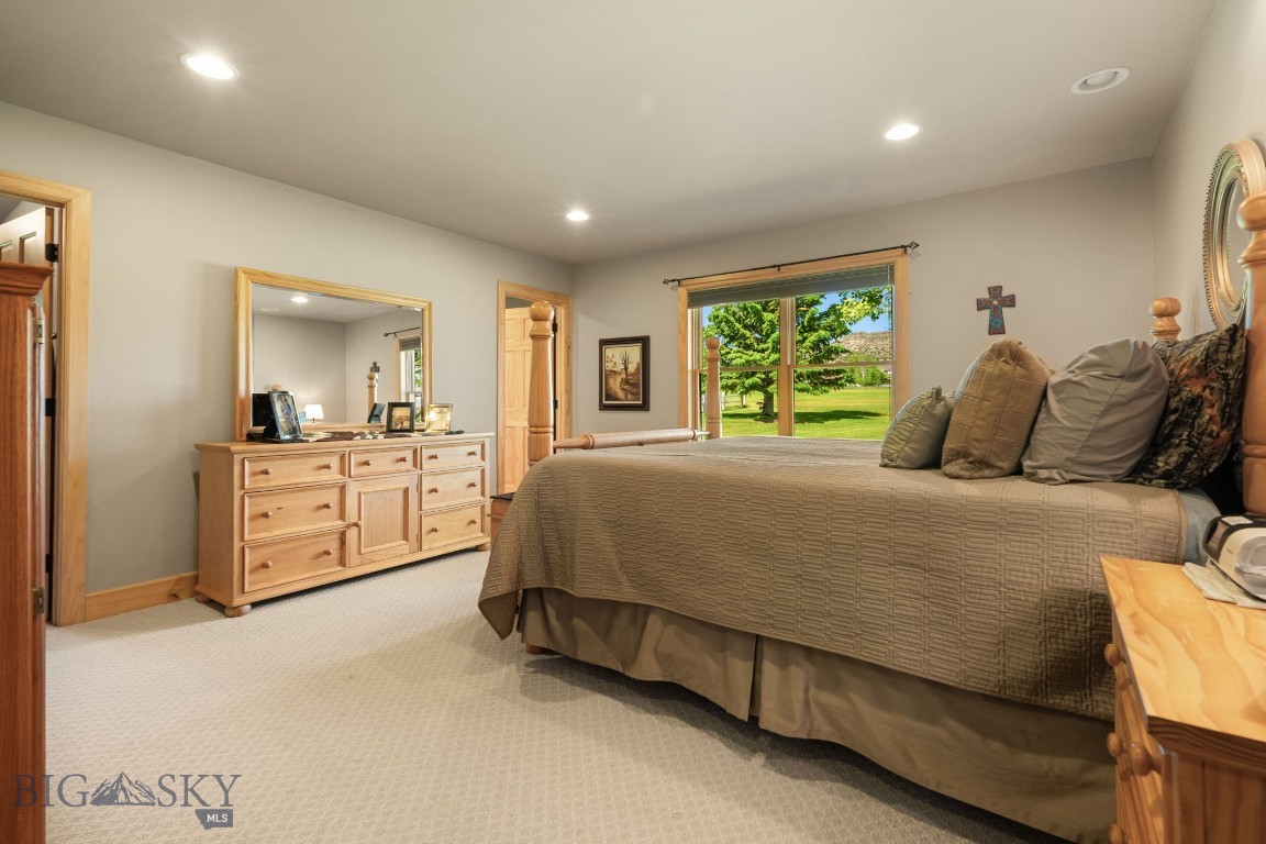 45 Sphinx Mountain Court