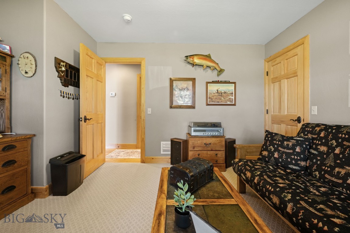 45 Sphinx Mountain Court