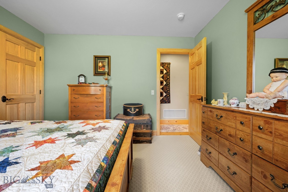 45 Sphinx Mountain Court