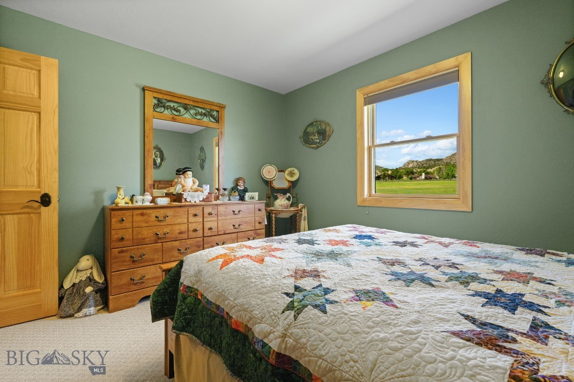 45 Sphinx Mountain Court