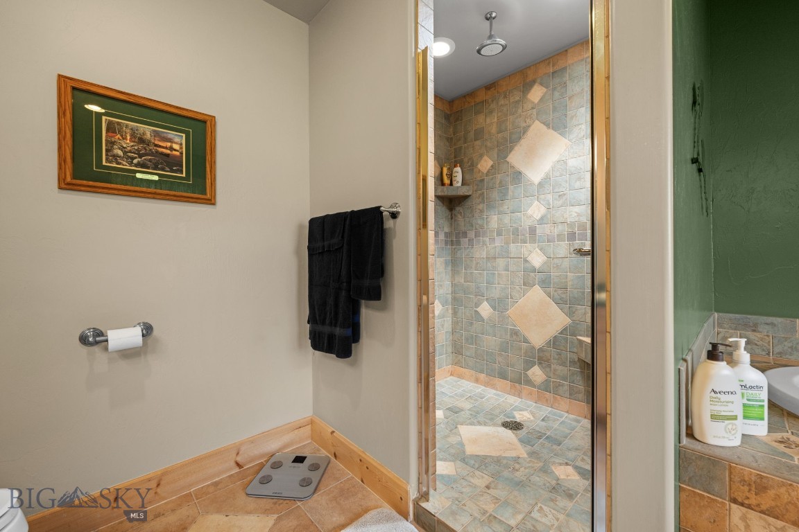 45 Sphinx Mountain Court