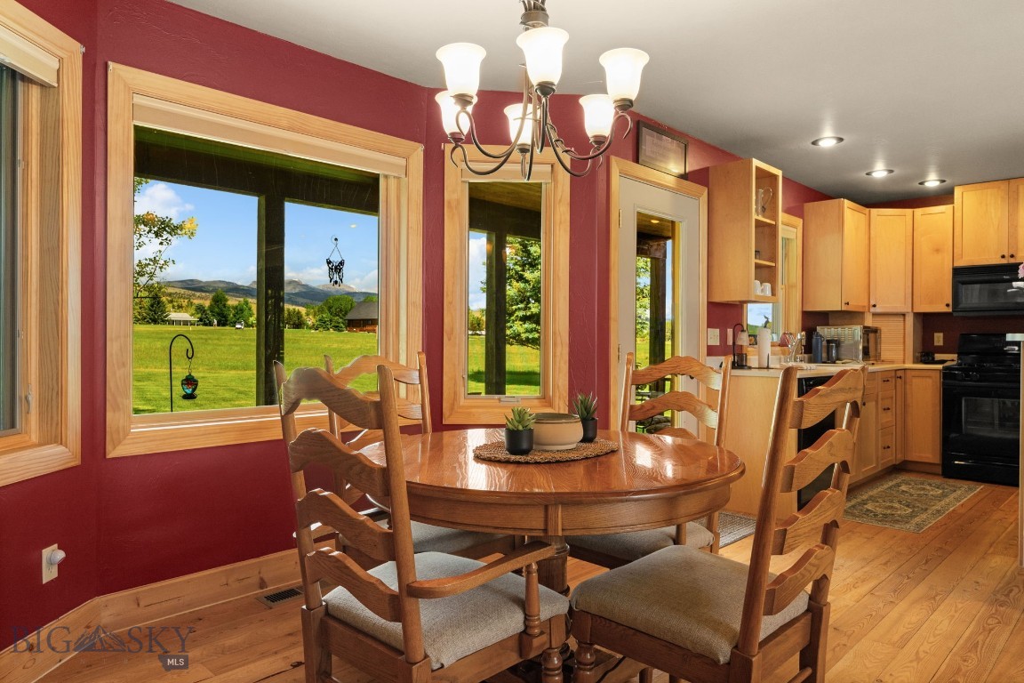 45 Sphinx Mountain Court