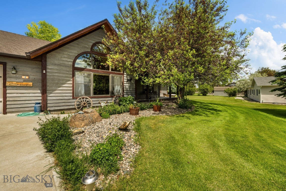 45 Sphinx Mountain Court
