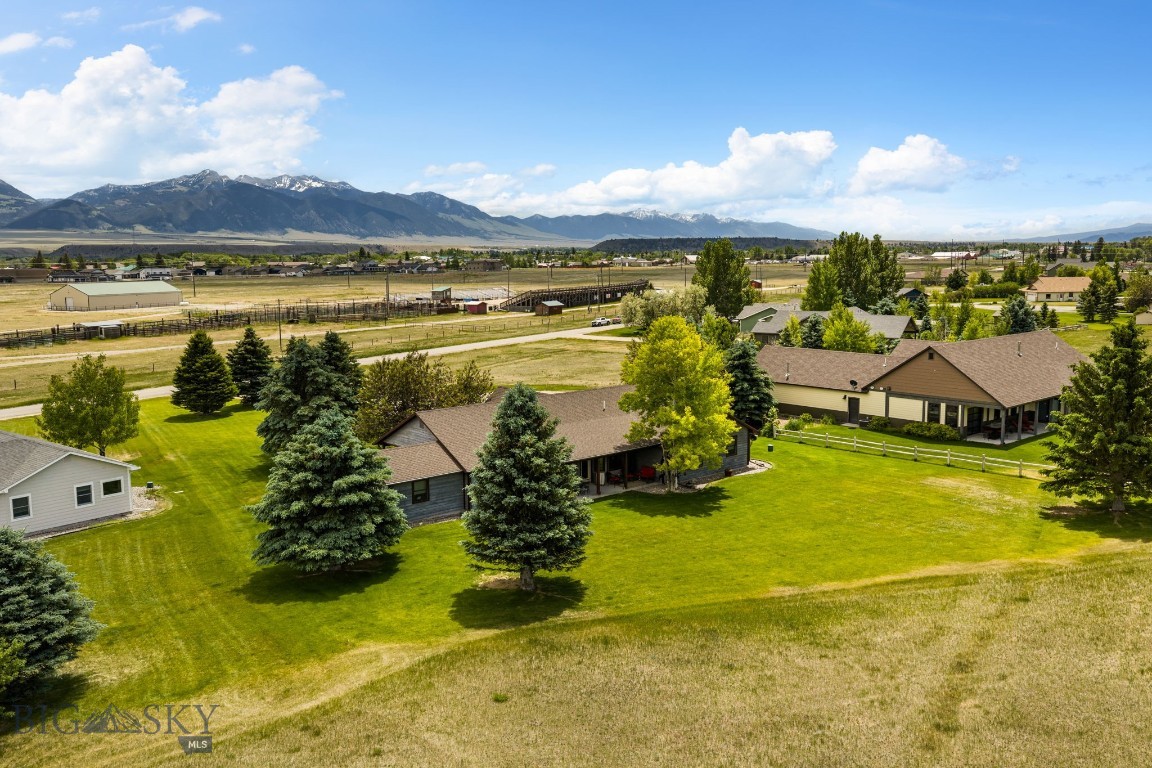 45 Sphinx Mountain Court