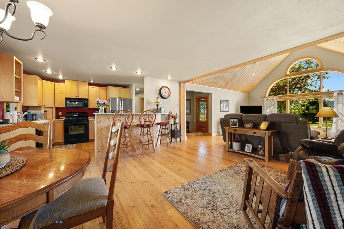 45 Sphinx Mountain Court
