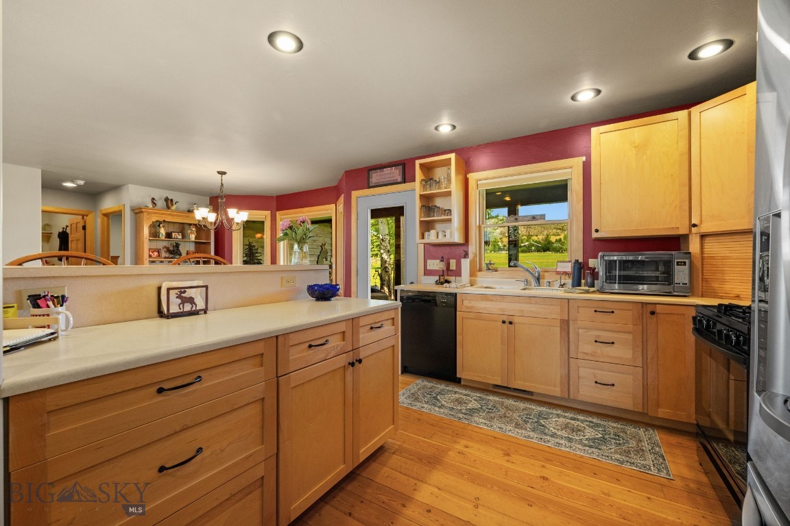 45 Sphinx Mountain Court