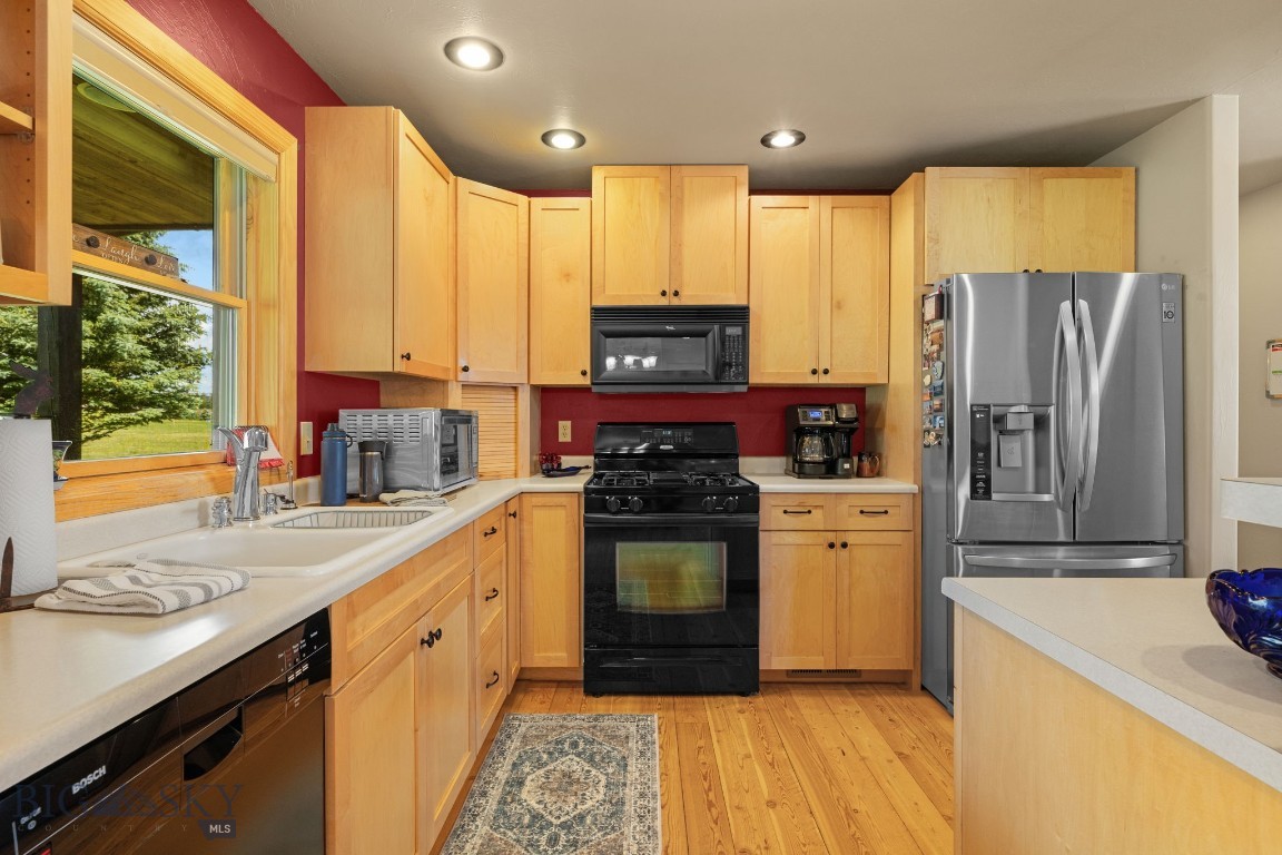 45 Sphinx Mountain Court