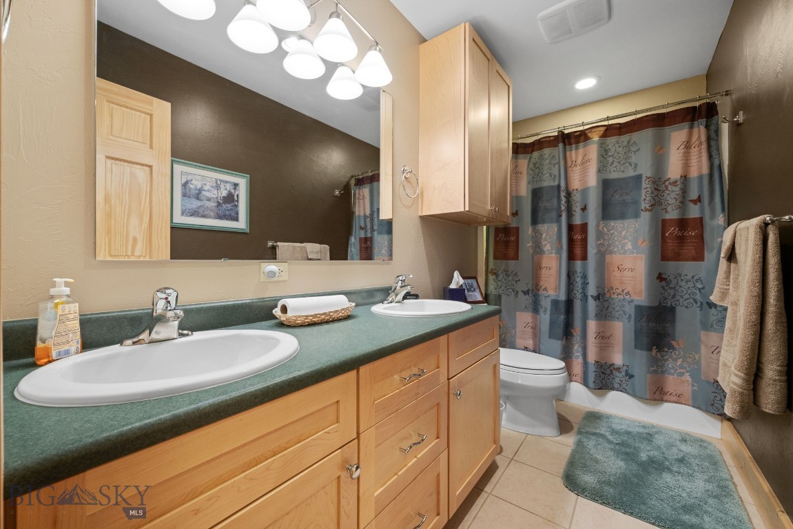 45 Sphinx Mountain Court