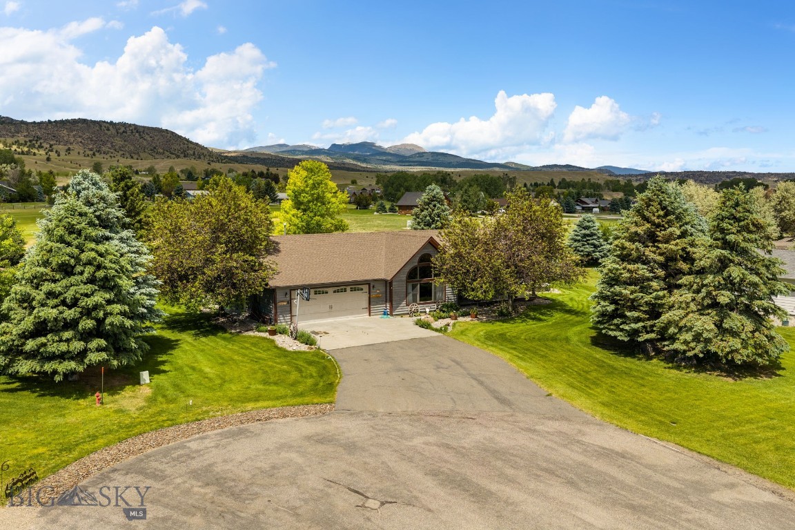 45 Sphinx Mountain Court