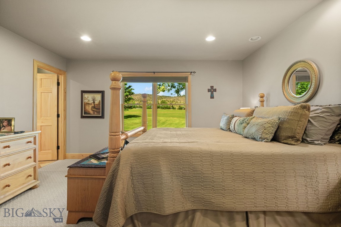45 Sphinx Mountain Court