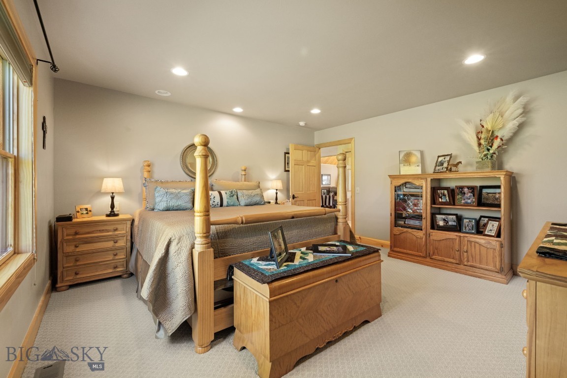 45 Sphinx Mountain Court