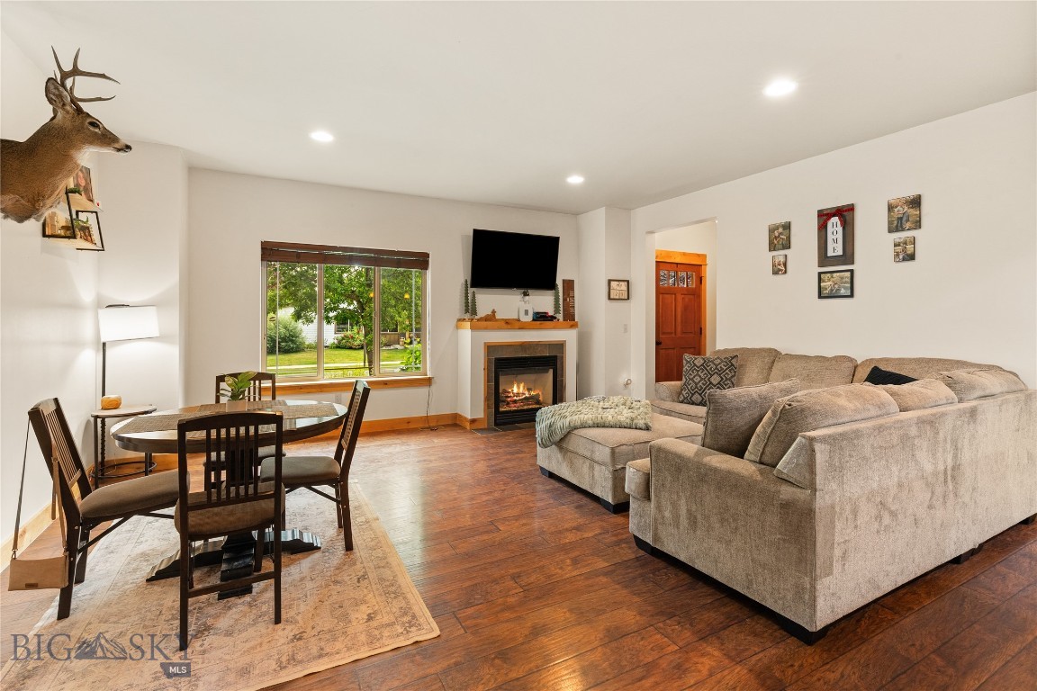 3091 Fen Way D