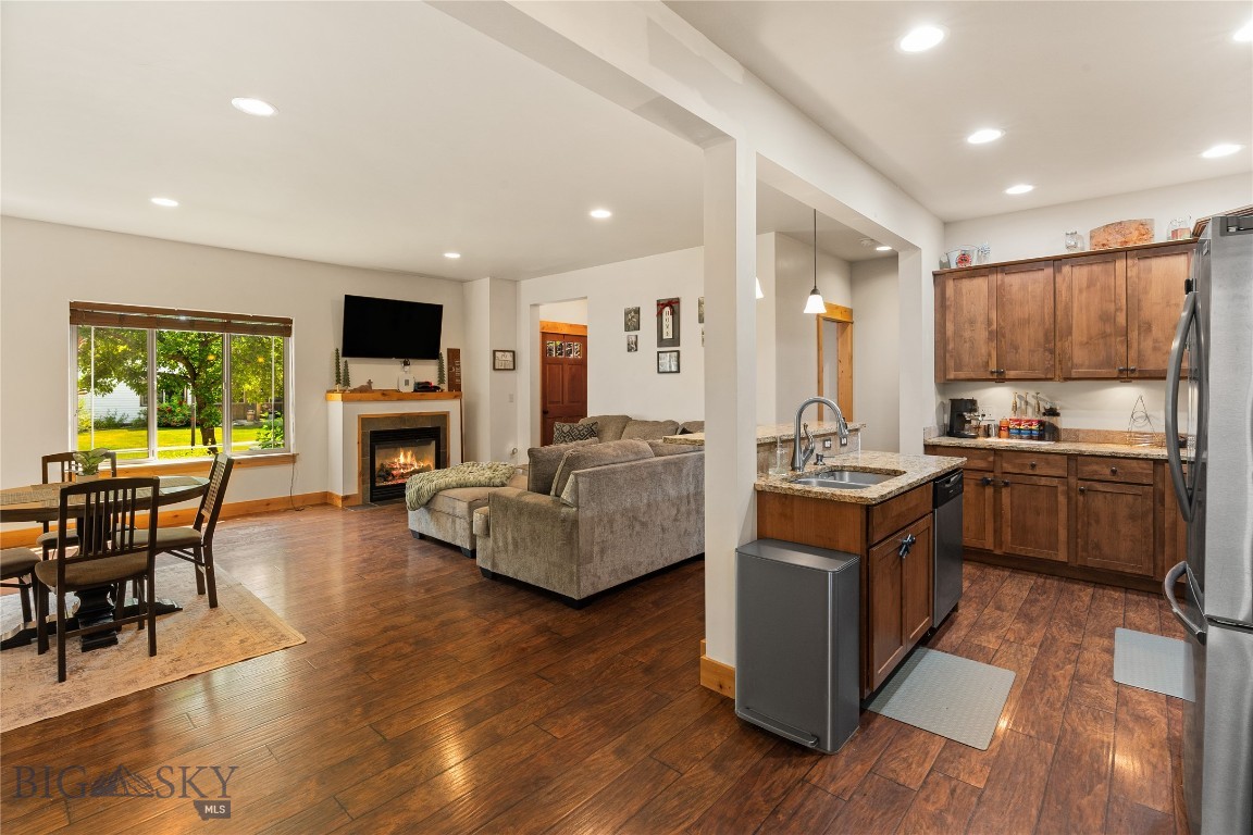 3091 Fen Way D