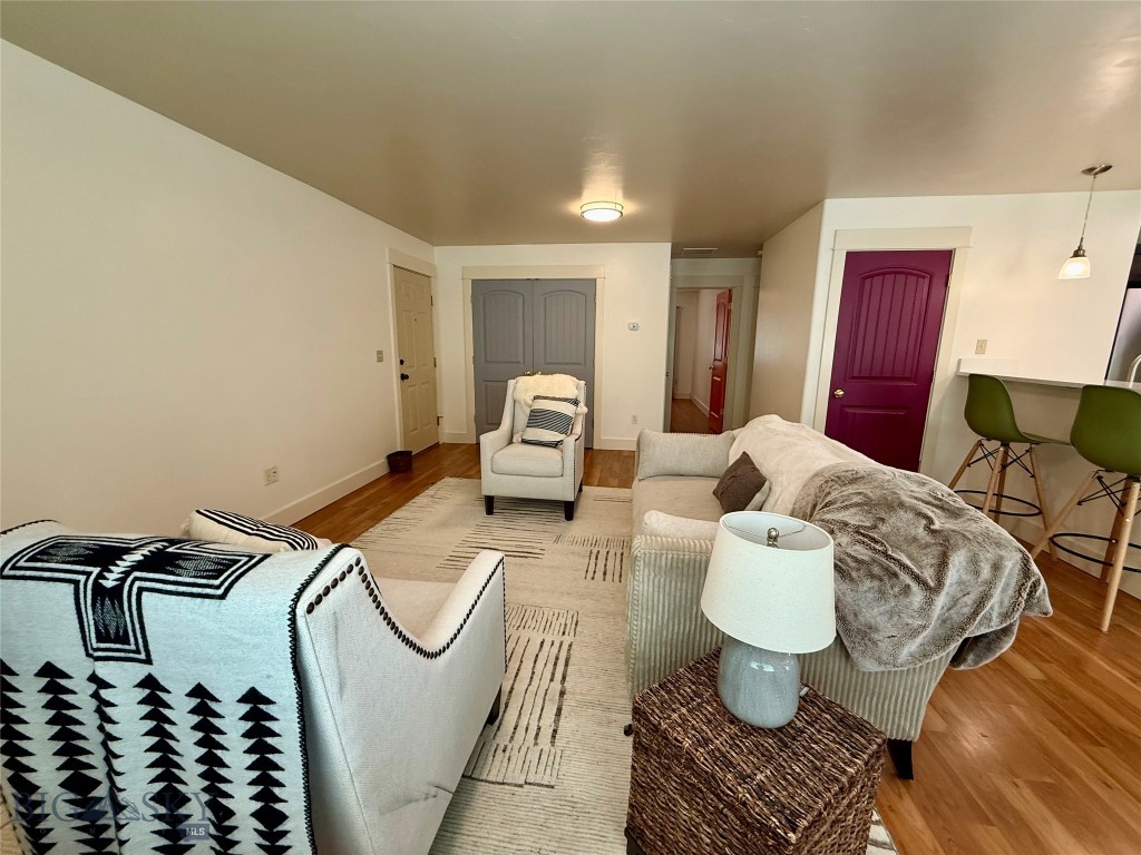 2115 Durston Road 13