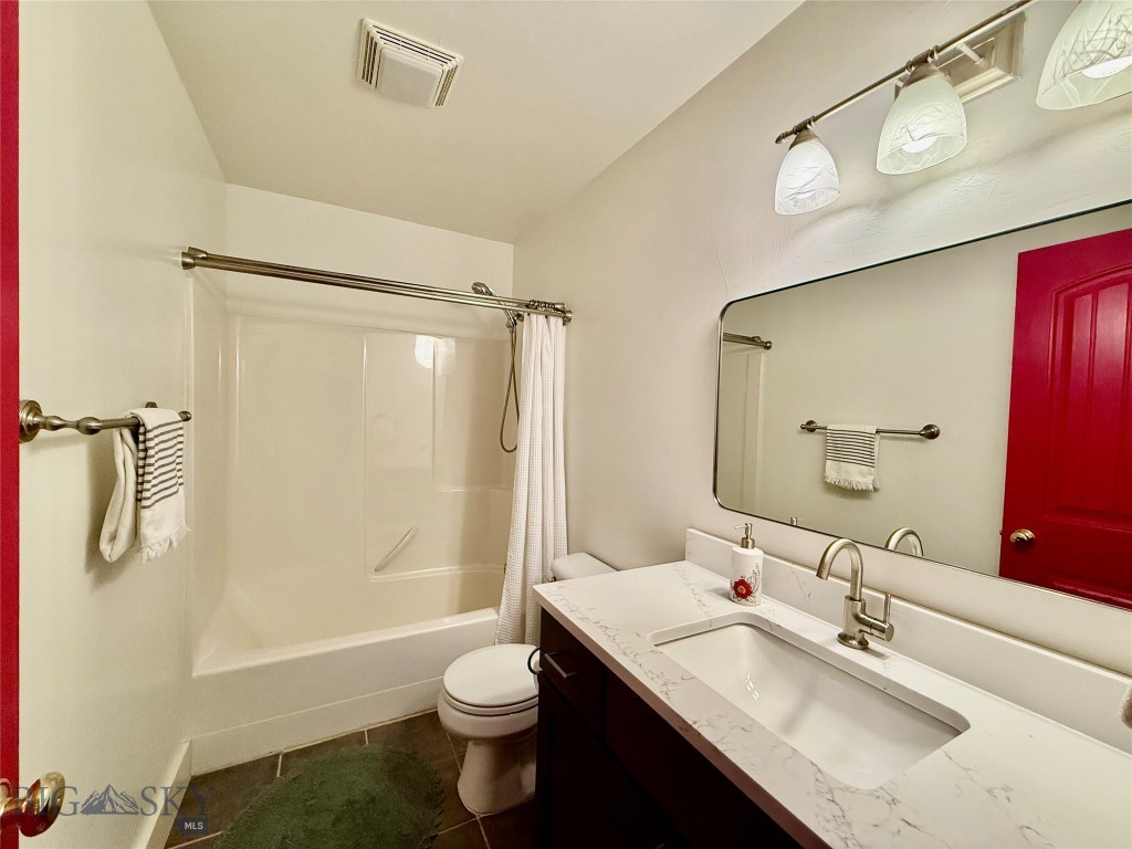 2115 Durston Road 13