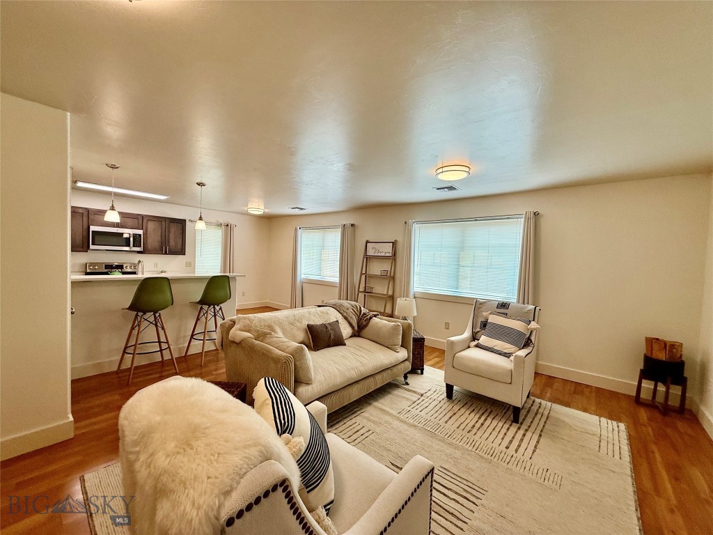 2115 Durston Road 13