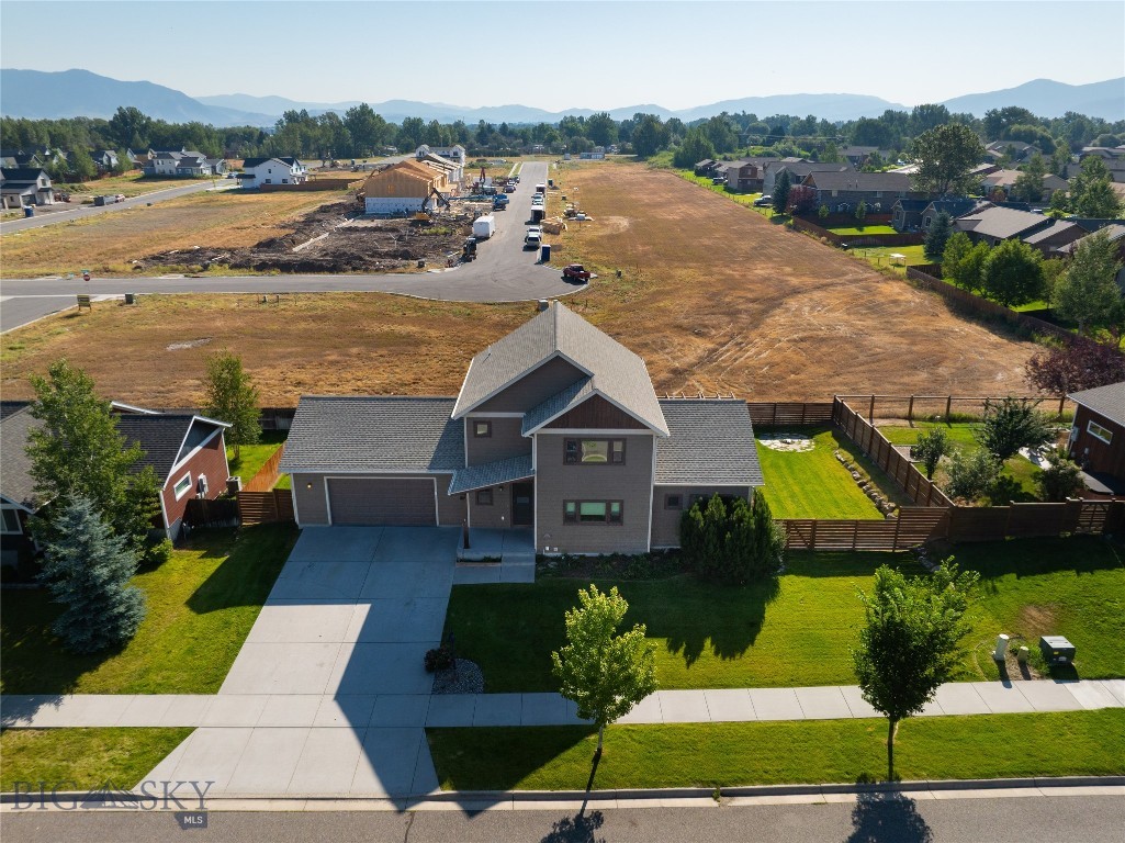 54 Falconers Way