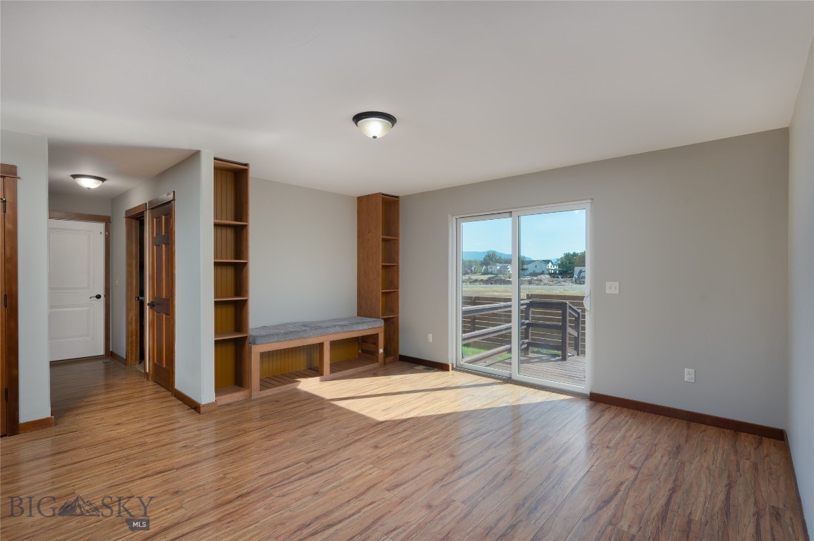 54 Falconers Way