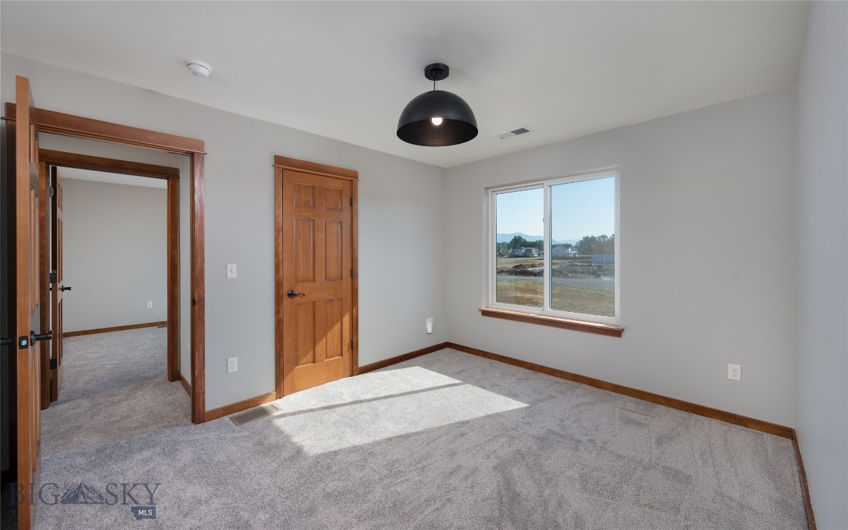 54 Falconers Way