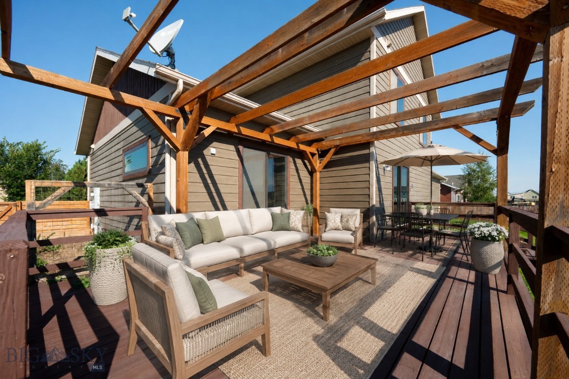 54 Falconers Way