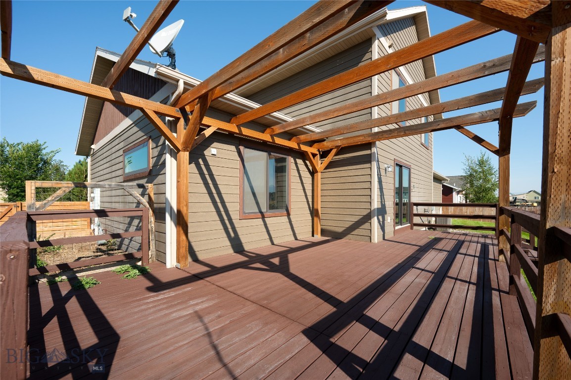 54 Falconers Way