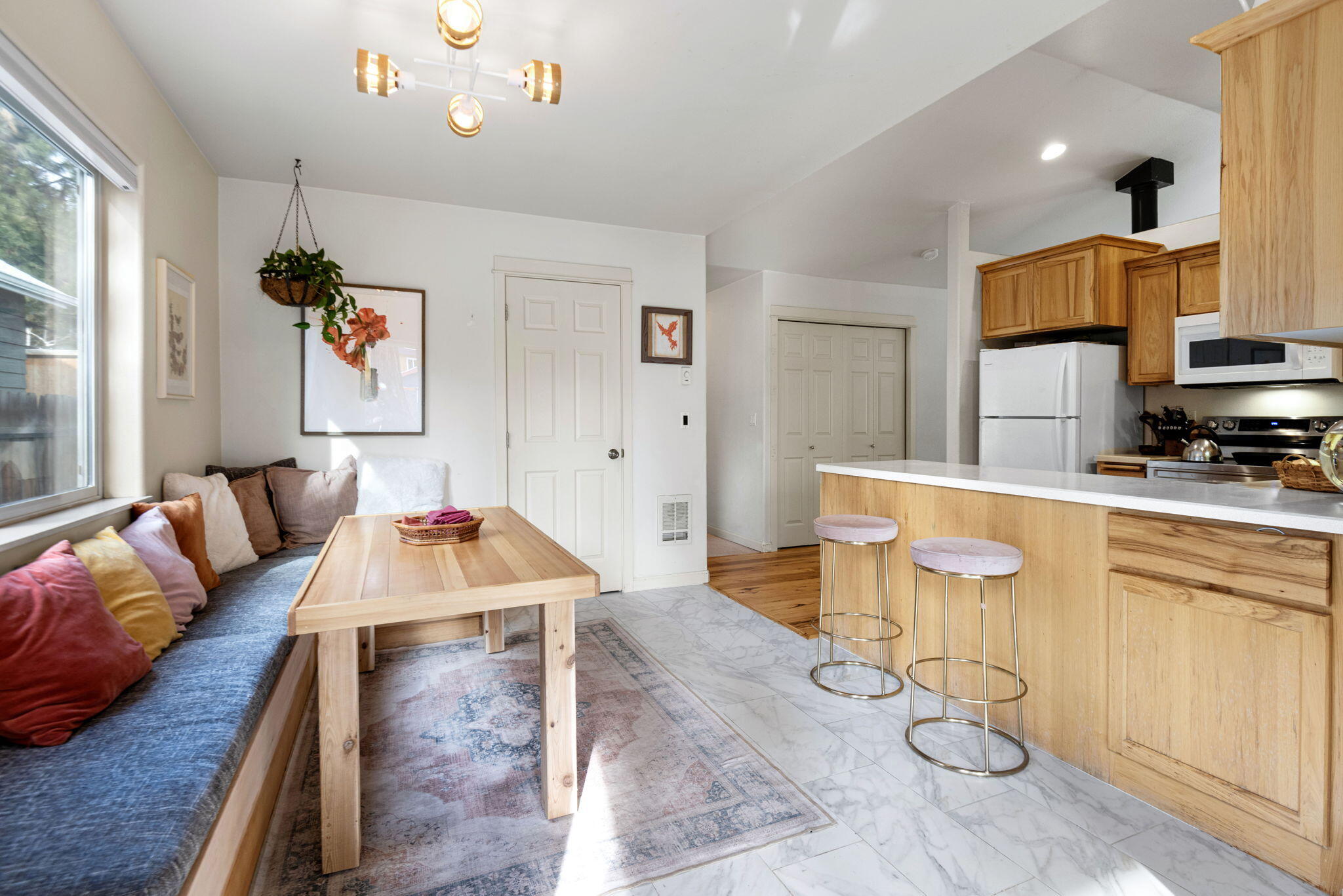 1502 NW Davenport Avenue