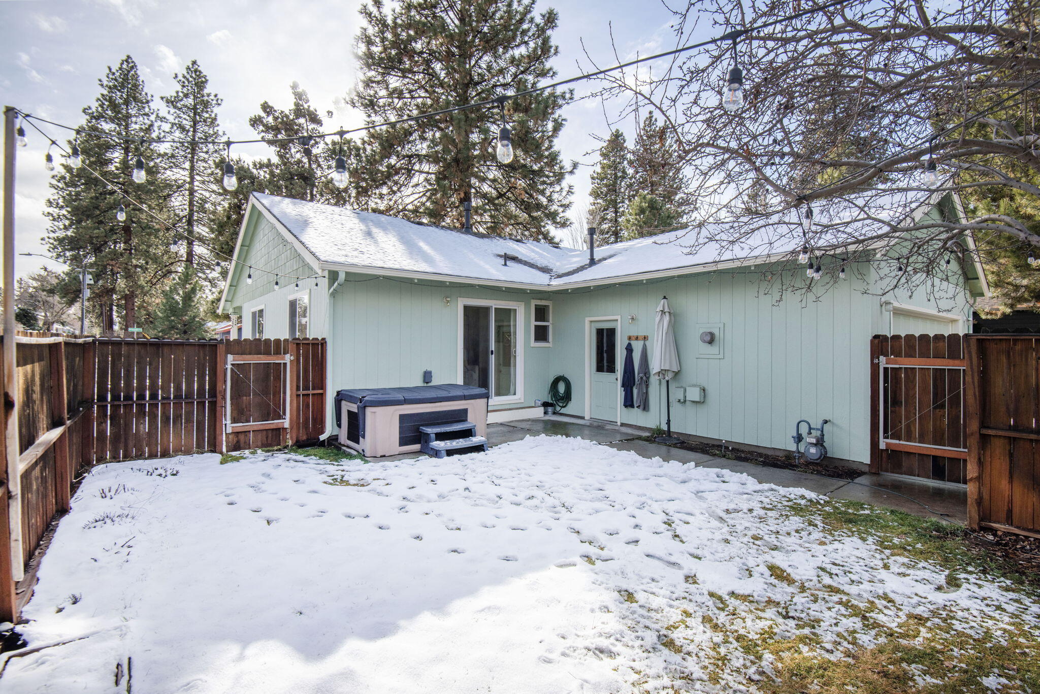 1502 NW Davenport Avenue