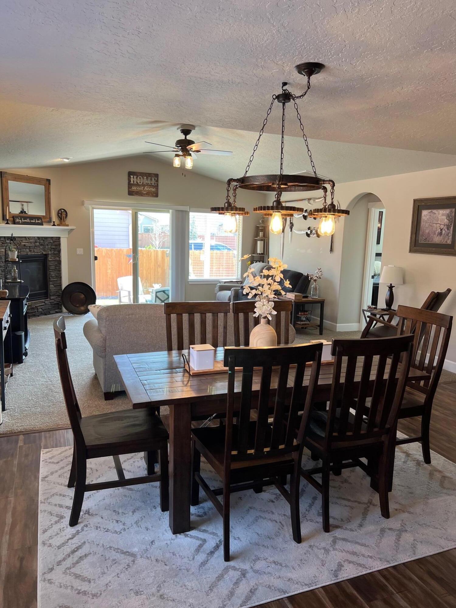 2562 NW Greenwood Avenue