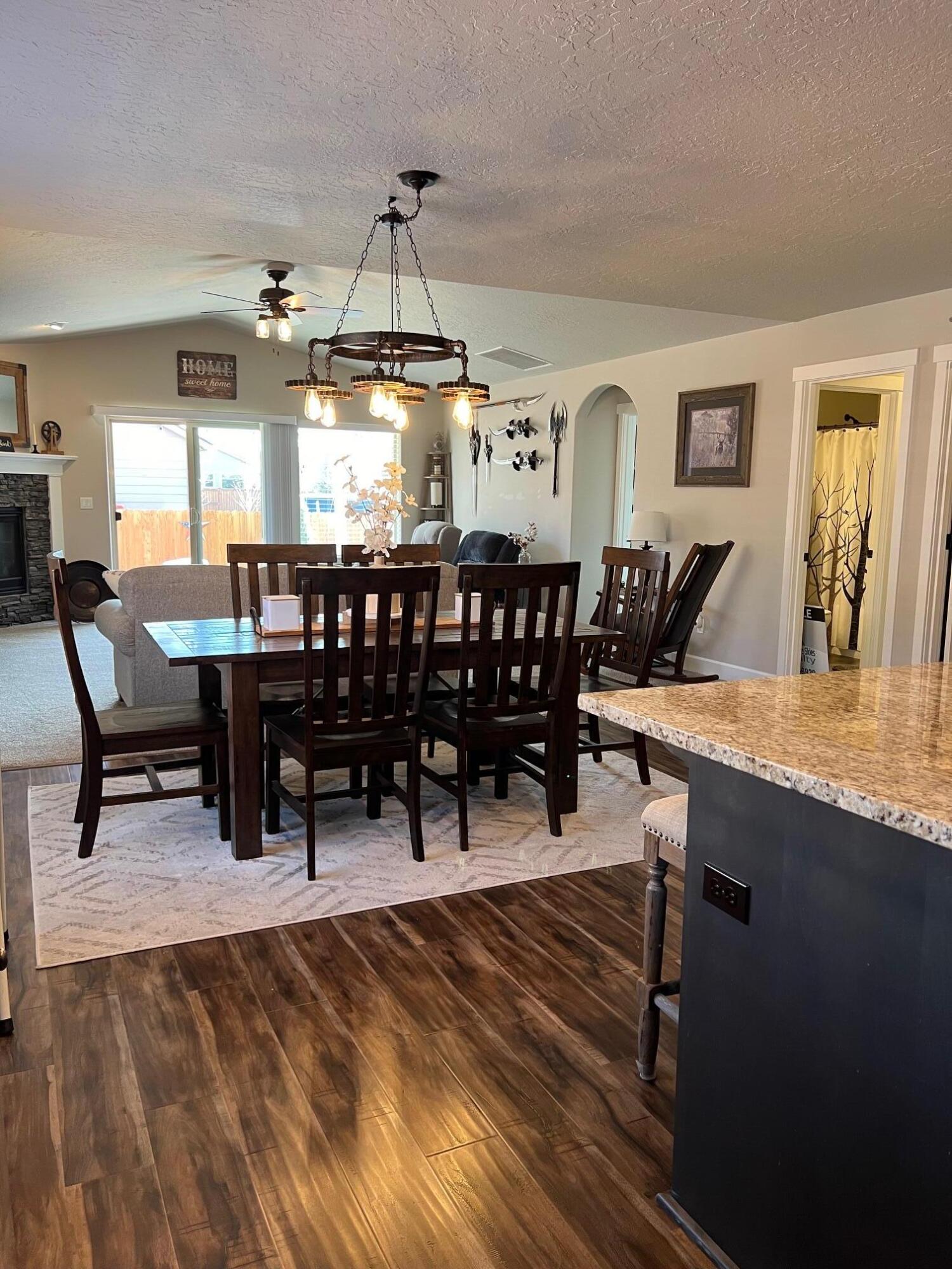 2562 NW Greenwood Avenue