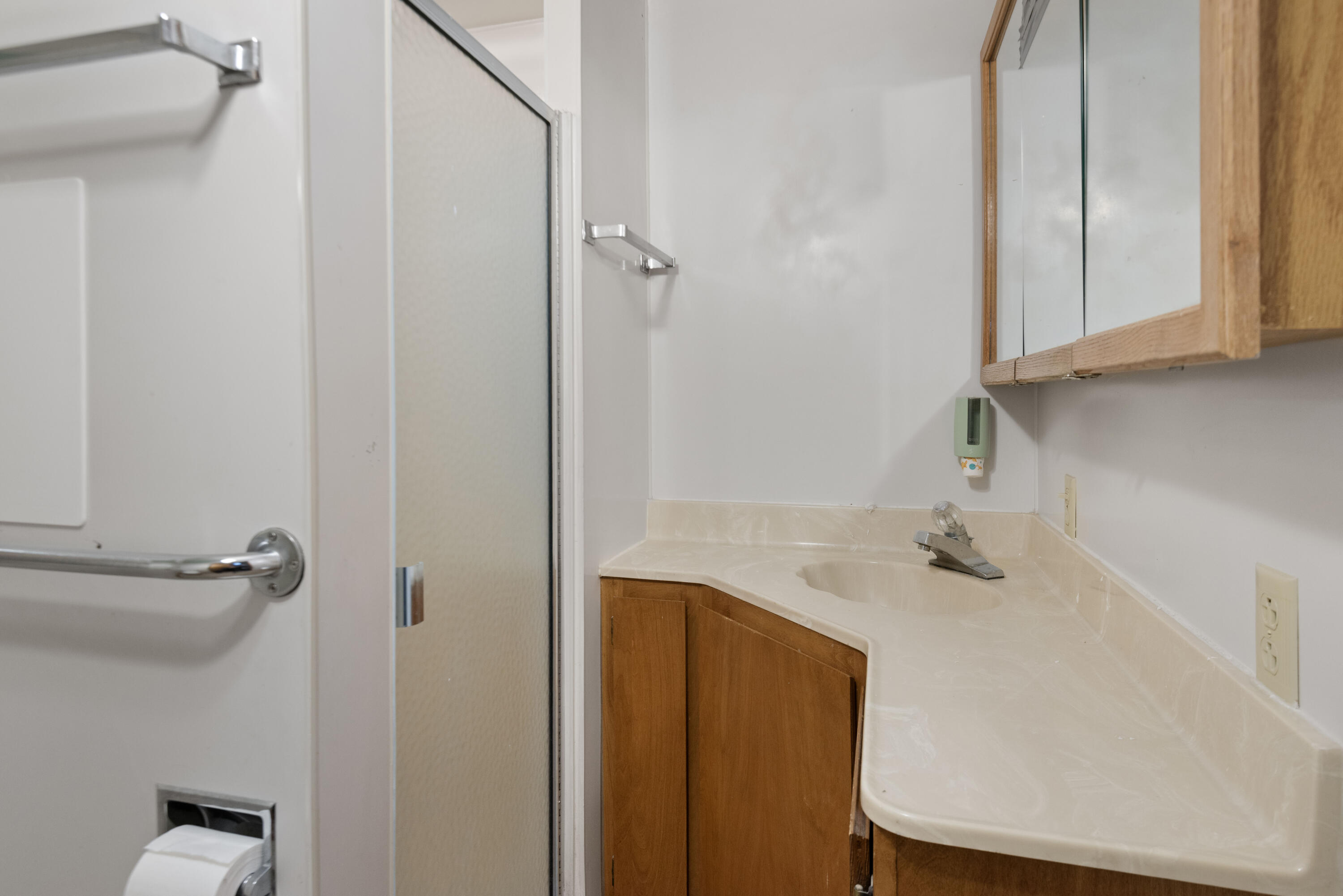 204 NW Wilmington Avenue