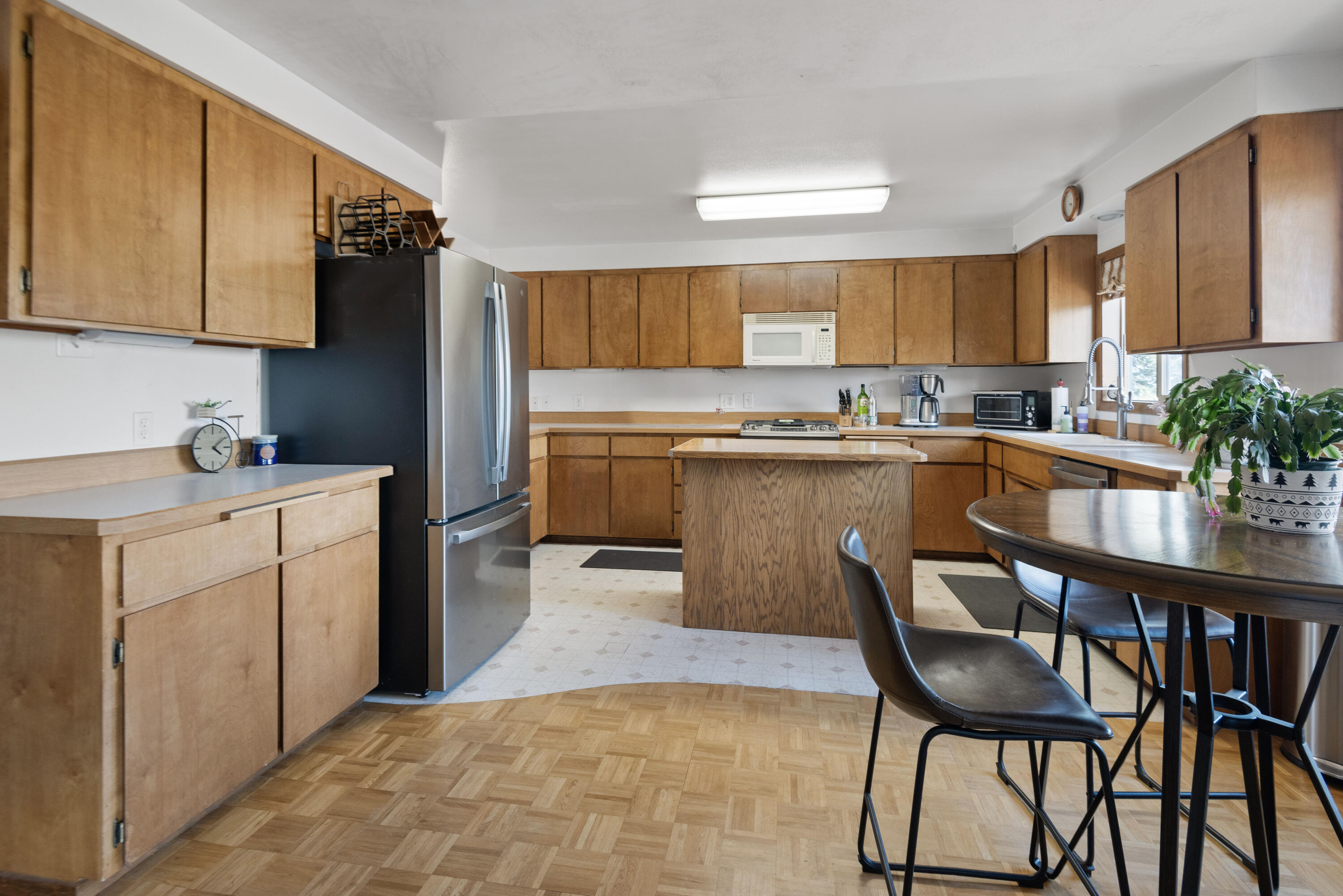 204 NW Wilmington Avenue