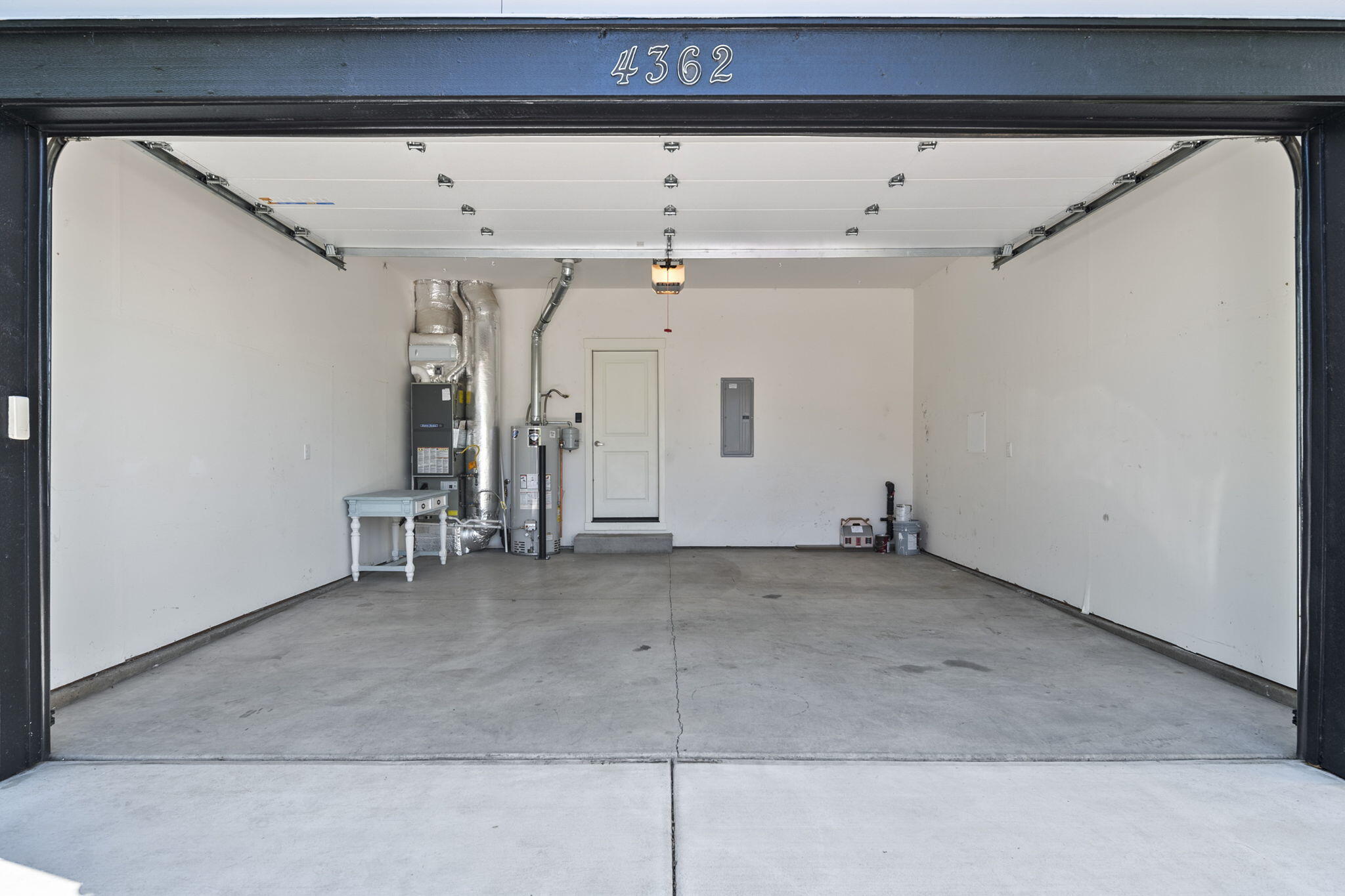 4362 SW Canal Boulevard