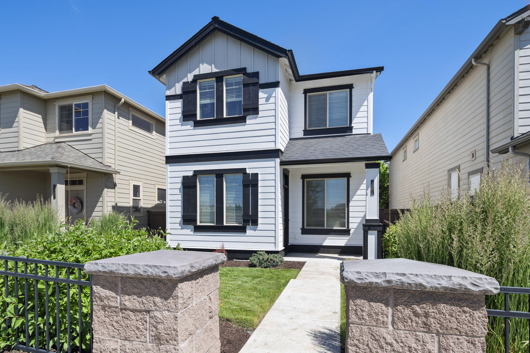 4362 SW Canal Boulevard