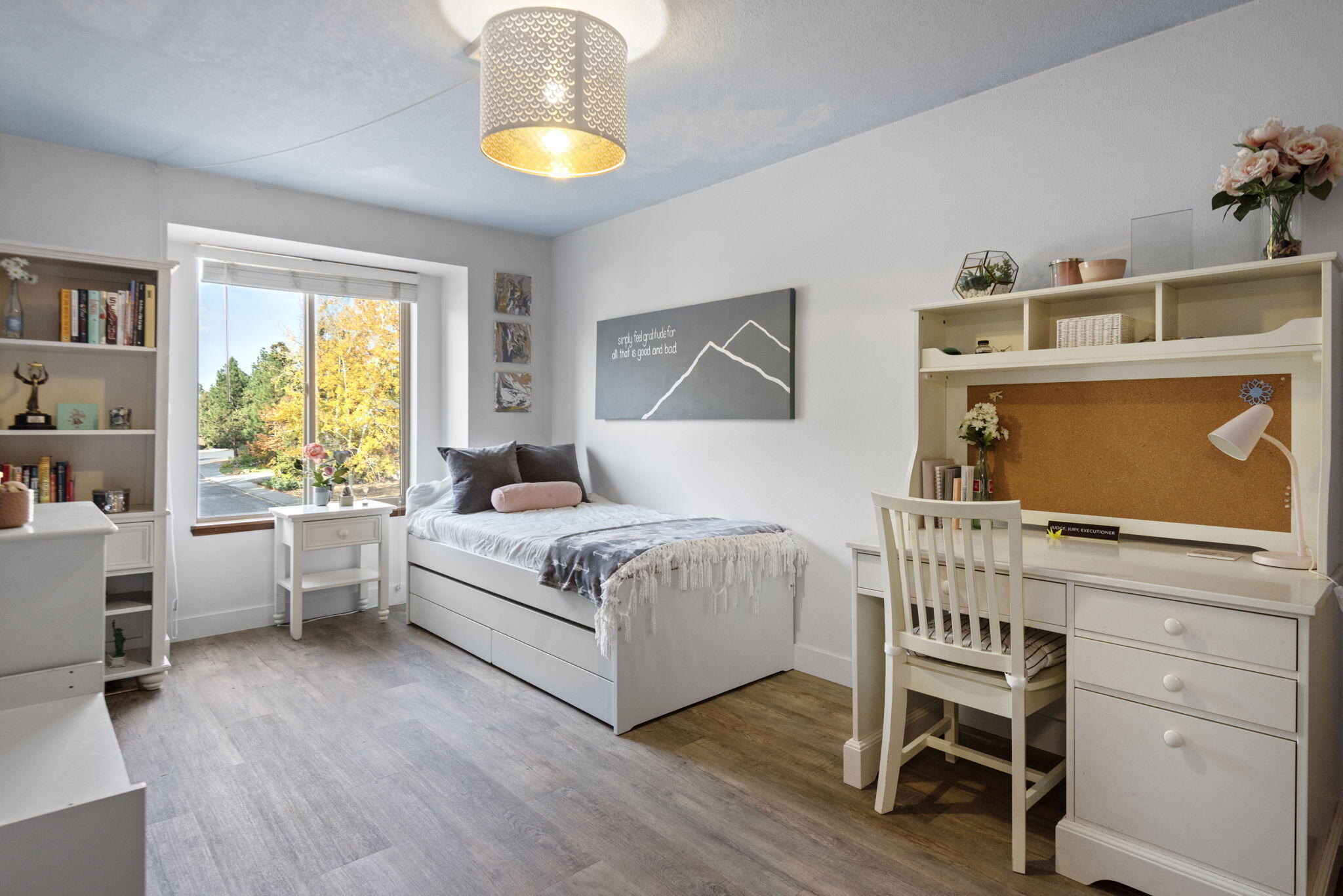 1741 NE Cackler Lane