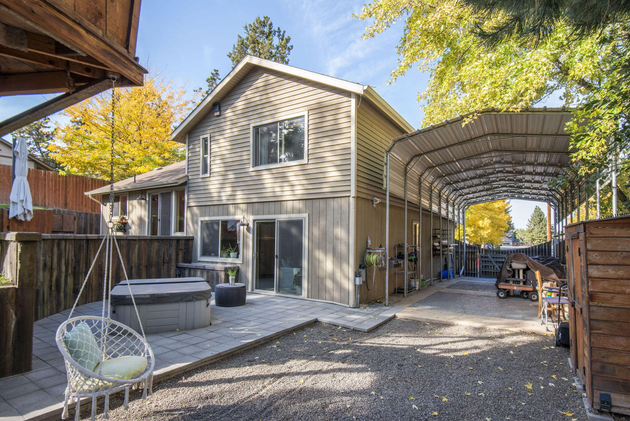 1741 NE Cackler Lane