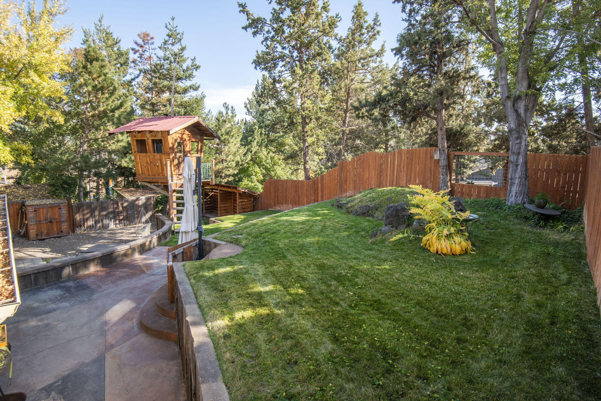 1741 NE Cackler Lane