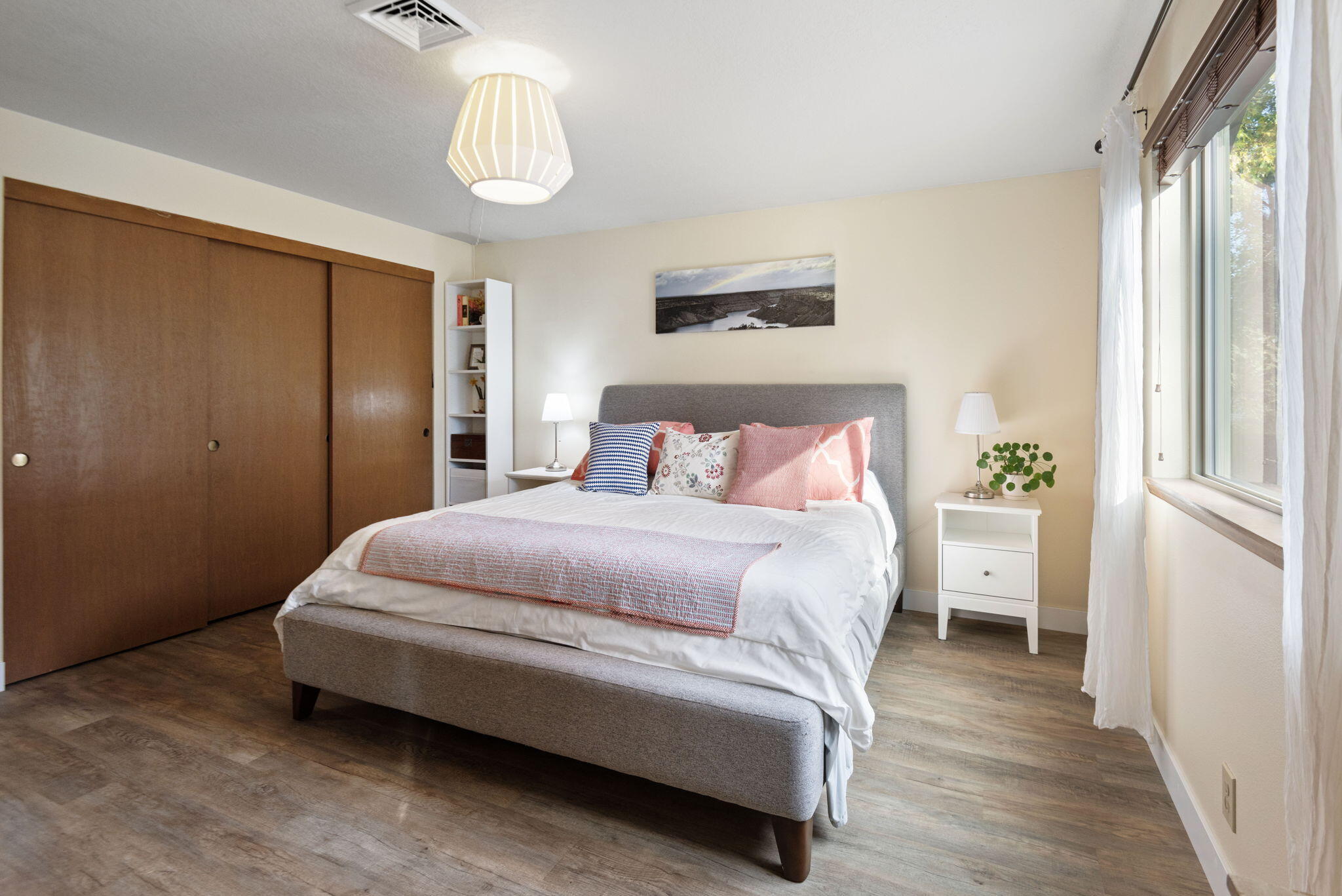 1741 NE Cackler Lane